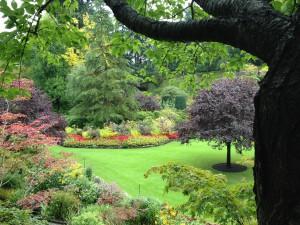 The Butchard Gardens: end of 19th century, the wife of a cement factory owner had a VISION...